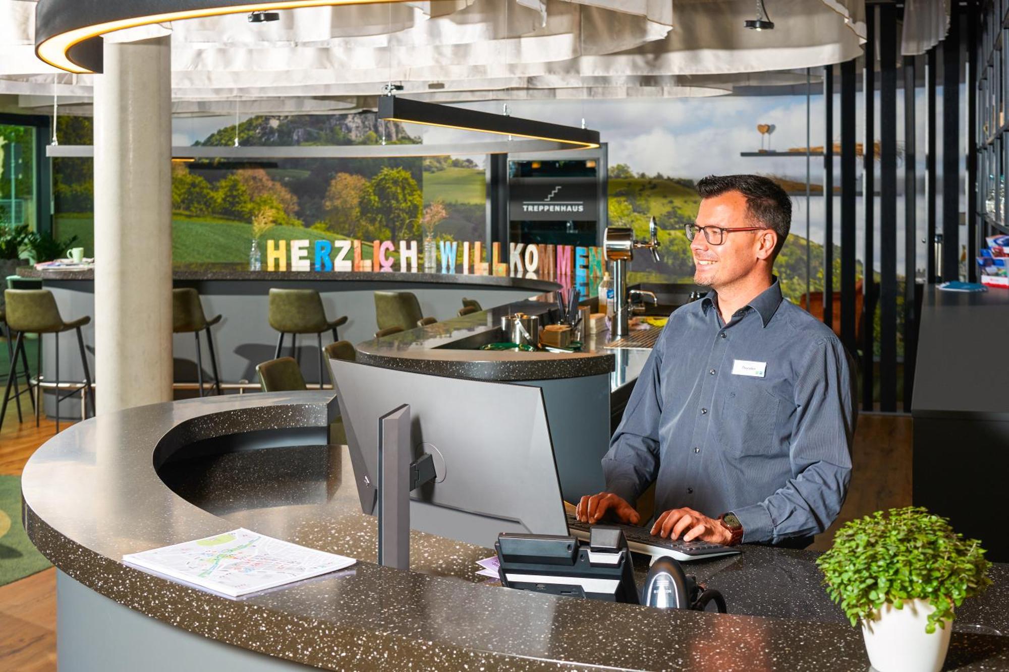 Hotel Ibis Styles Singen Esterno foto