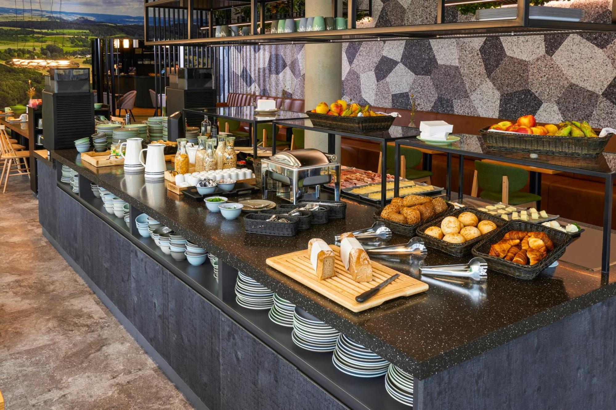 Hotel Ibis Styles Singen Esterno foto