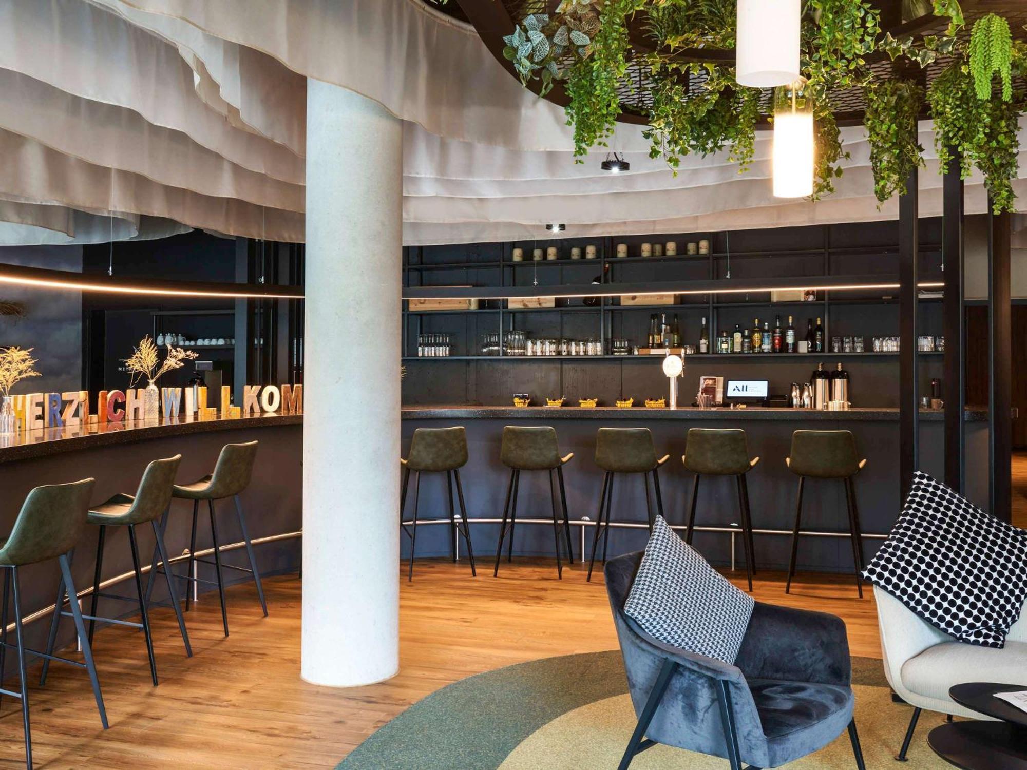 Hotel Ibis Styles Singen Esterno foto