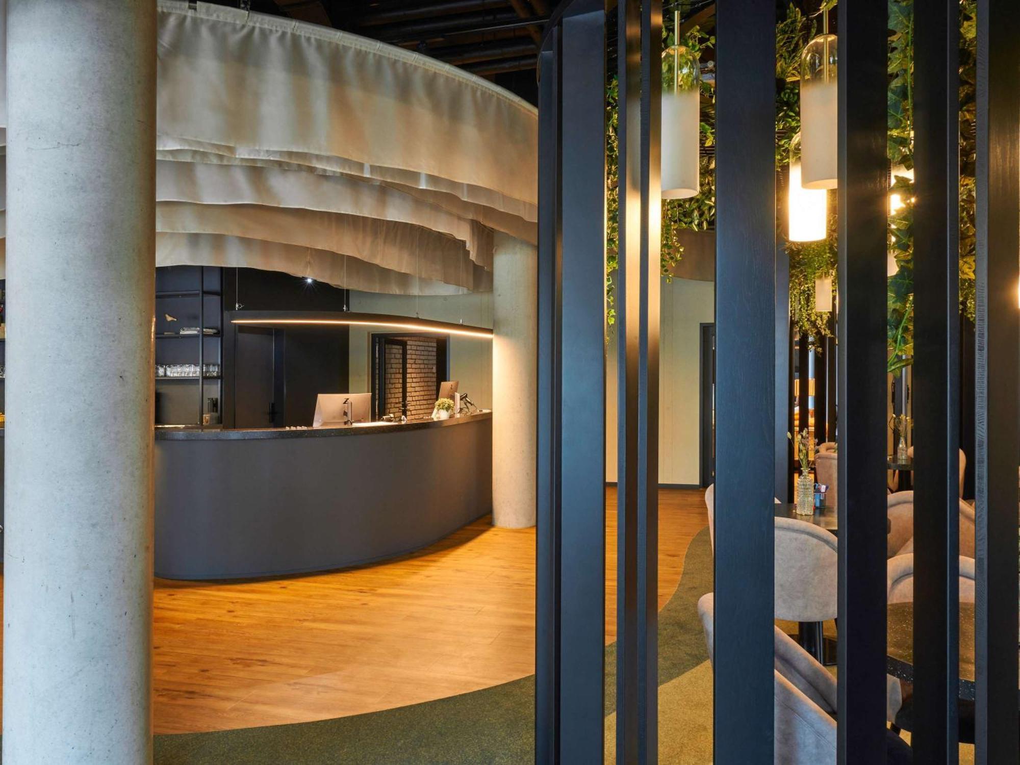 Hotel Ibis Styles Singen Esterno foto